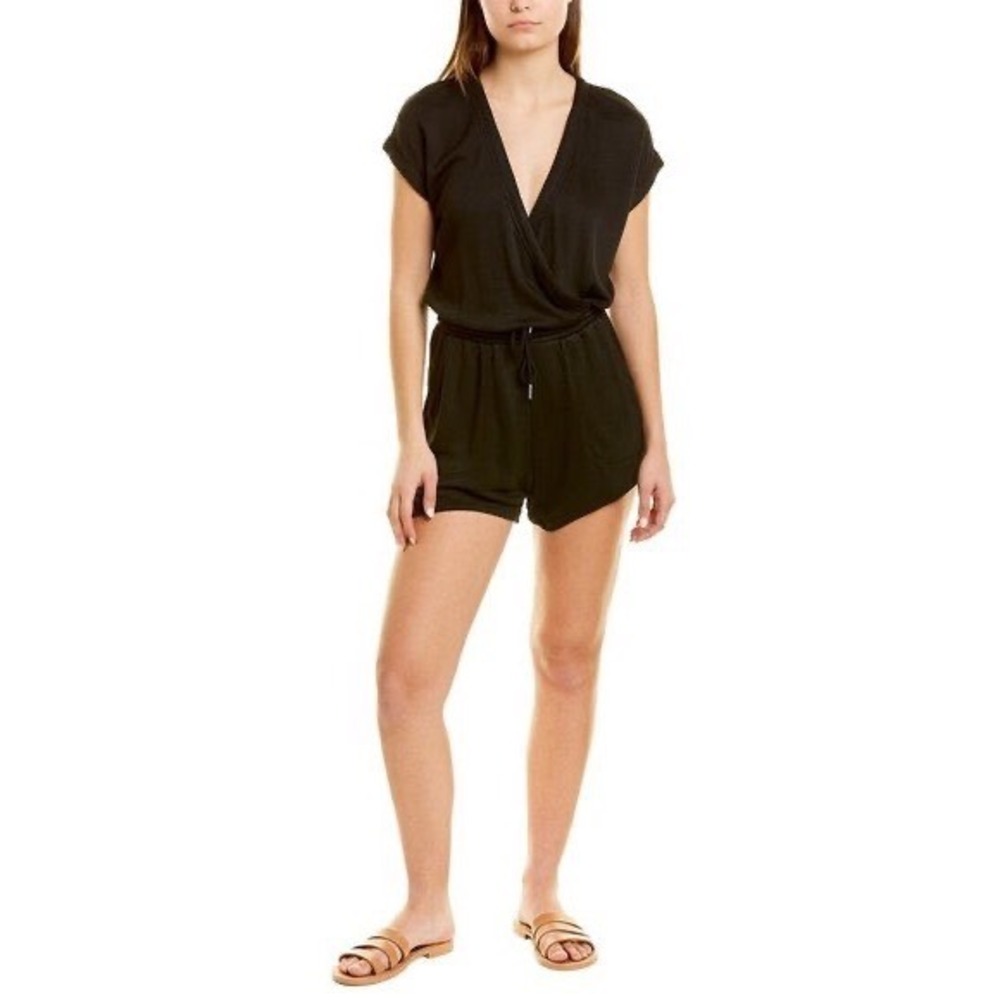 L*Space Great Escape Romper Black Sz Medium Comfortable Casual Beachy Chic Sexy‎